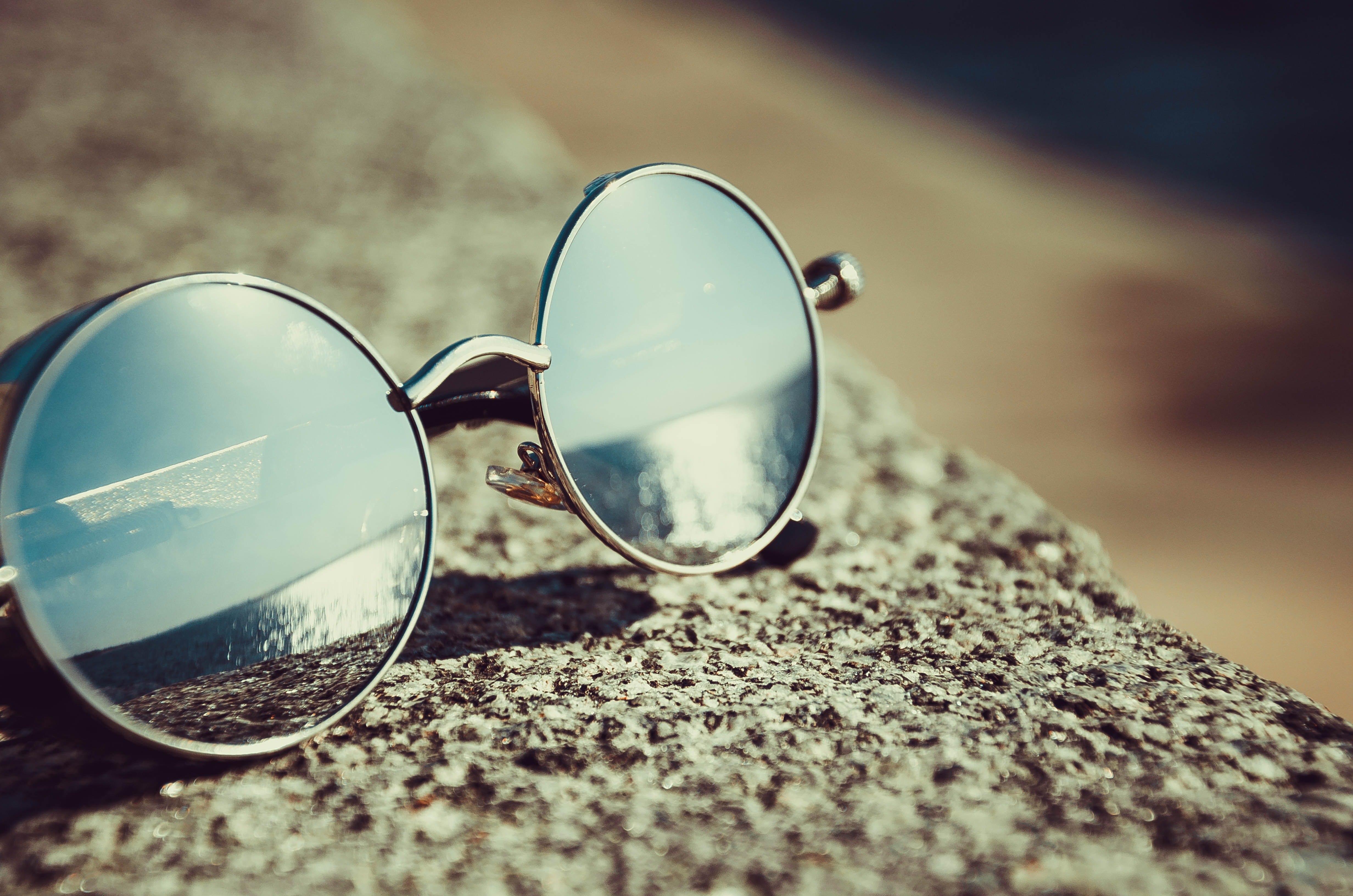 Jakie są markowe okulary przeciwsłoneczne?
